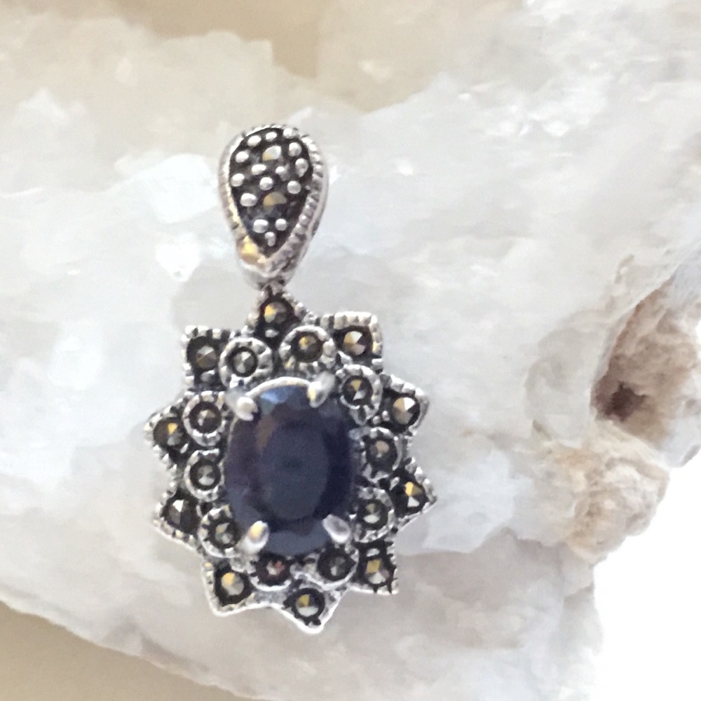 Elegant Silver and Black Stone Pendant